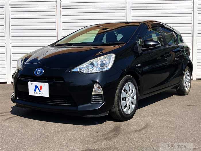 2013 Toyota AQUA