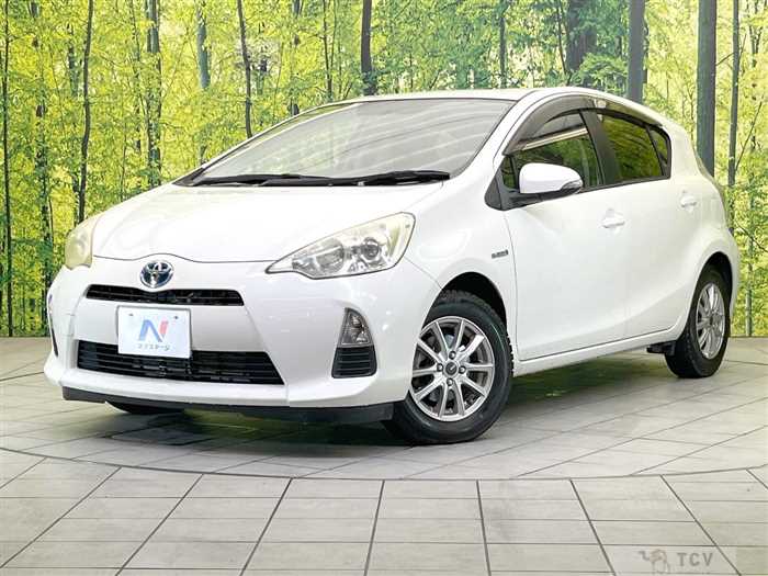 2013 Toyota AQUA