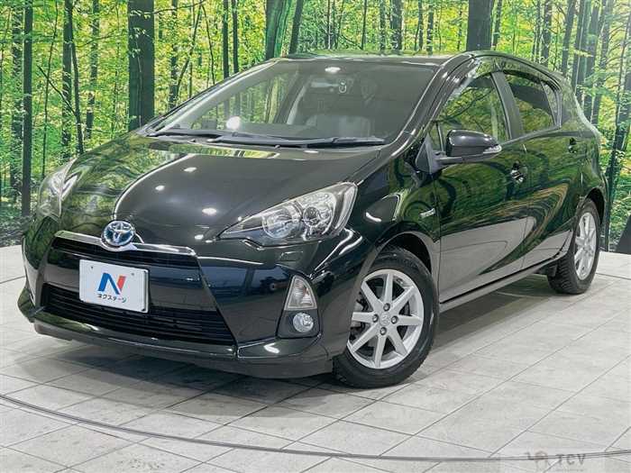 2013 Toyota AQUA