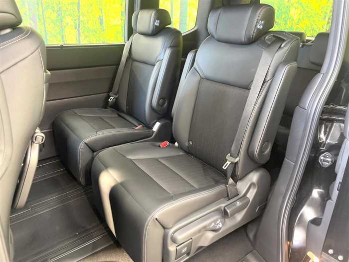 Honda Step WGN 2025 — фото 6 купить в Москве