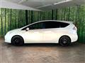 2012 Toyota PRIUS α