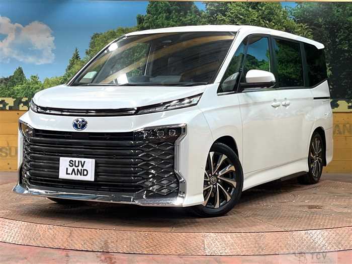 2023 Toyota Voxy