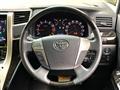 2013 Toyota Vellfire