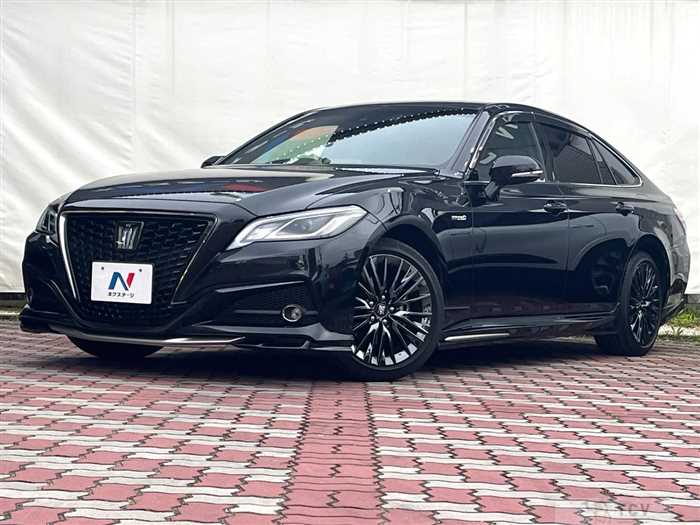 2020 Toyota Crown Hybrid