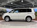 2015 Mitsubishi Delica D5
