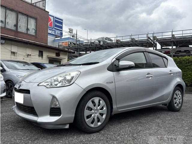 2013 Toyota AQUA