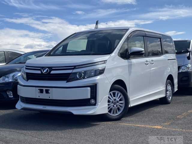 2014 Toyota Voxy