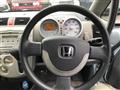 2004 Honda Life