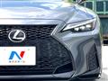 2021 Lexus IS