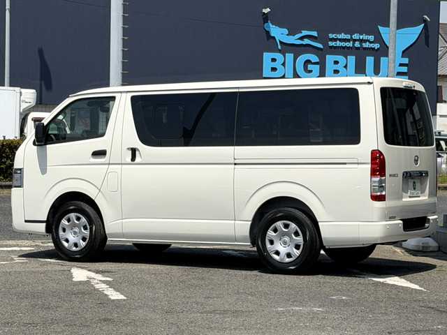 Toyota Hiace Van 2026 — фото 10 купить в Москве