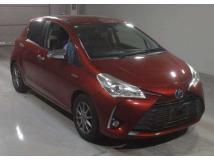 2017 Toyota Vitz