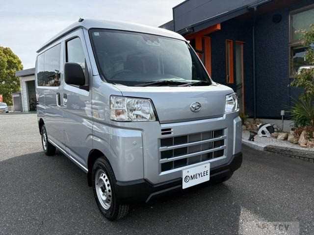 2025 Daihatsu Hijet Cargo