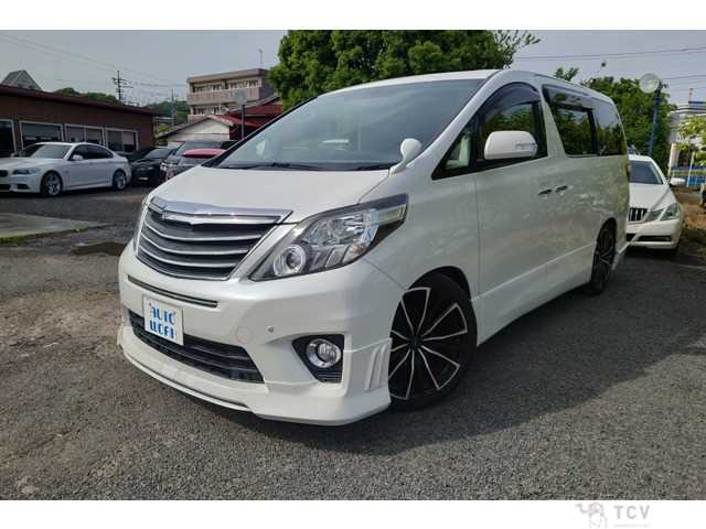 2013 Toyota Alphard G