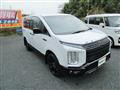 2025 Mitsubishi Delica D5