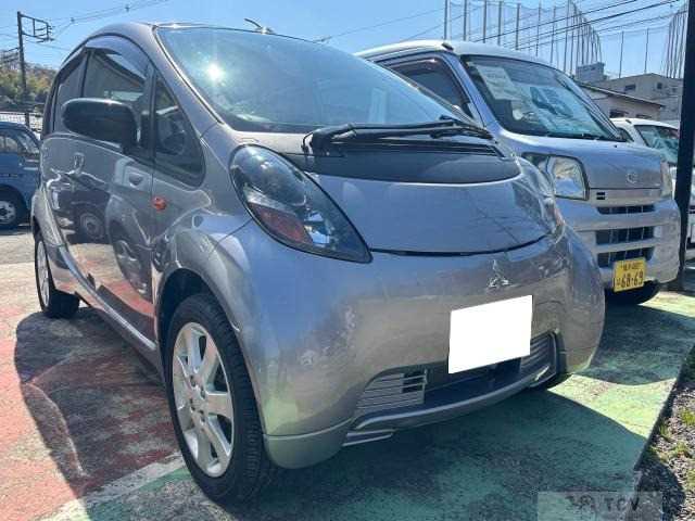 2008 Mitsubishi i