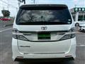 2013 Toyota Vellfire