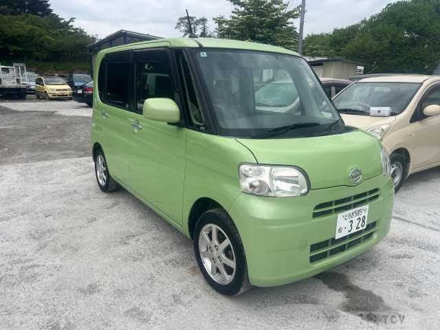 2012 Daihatsu Tanto
