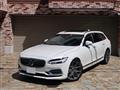 2017 Volvo V90