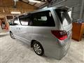 2013 Toyota Alphard Hybrid