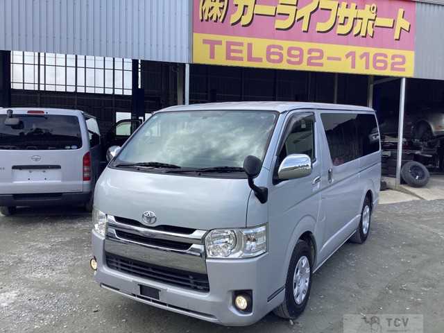 2015 Toyota Regiusace Van