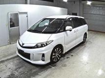 2013 Toyota Estima
