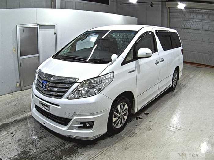 2013 Toyota Alphard Hybrid