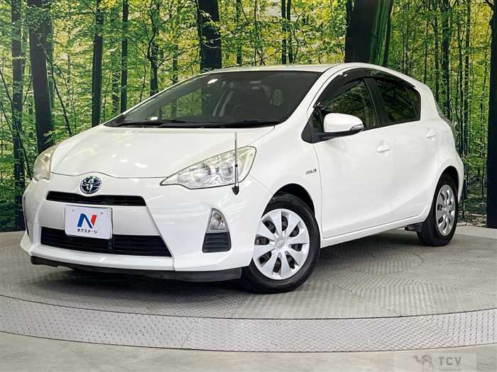 2013 Toyota AQUA