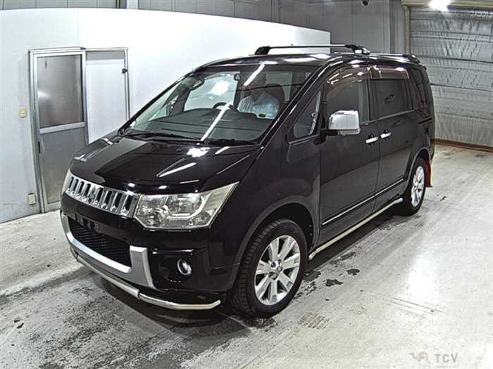 2012 Mitsubishi Delica D5