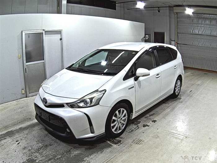 2015 Toyota PRIUS α