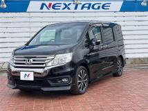 2013 Honda Step WGN
