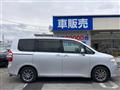 2010 Toyota Noah