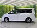 2012 Toyota Voxy