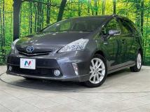 2011 Toyota PRIUS α