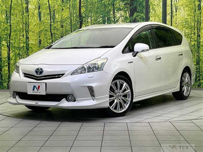 2013 Toyota PRIUS α