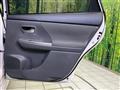 2013 Toyota PRIUS α