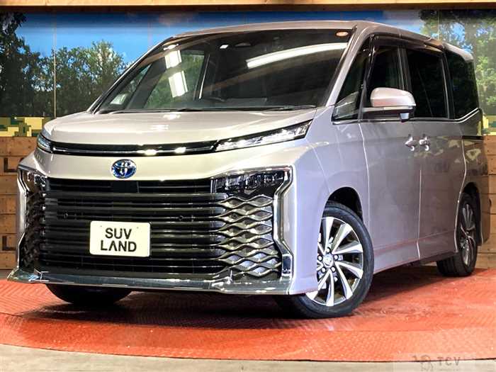 2023 Toyota Voxy