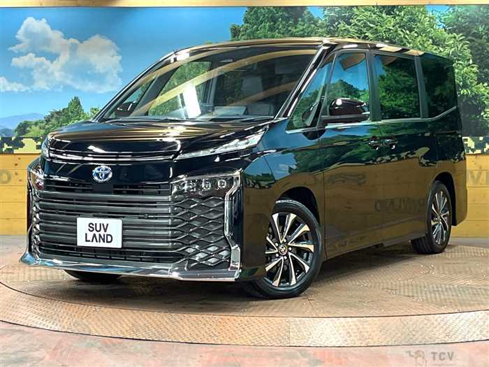 2023 Toyota Voxy