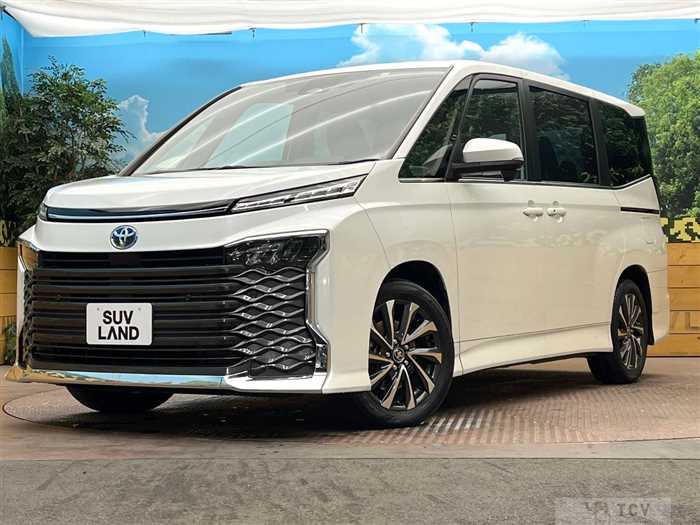 2023 Toyota Voxy