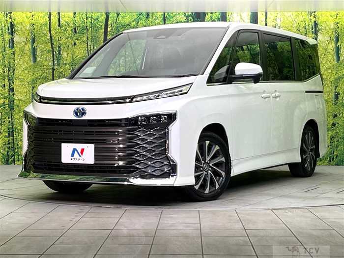 2025 Toyota Voxy