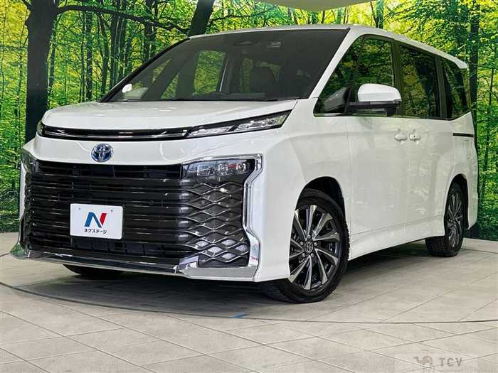 2025 Toyota Voxy