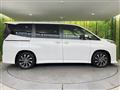 2025 Toyota Voxy