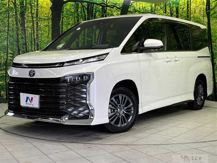 2023 Toyota Voxy