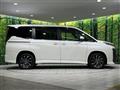 2025 Toyota Voxy