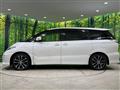 2015 Toyota Estima