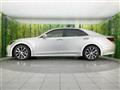 2016 Toyota Crown