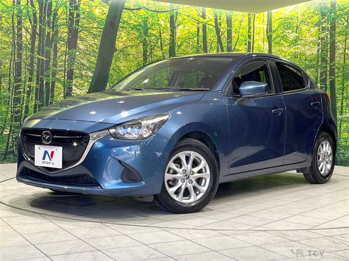 2017 Mazda Demio