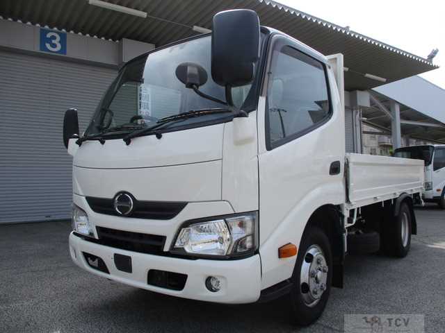 2017 Hino Dutro