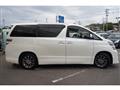 2013 Toyota Vellfire
