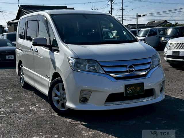 2013 Nissan Serena