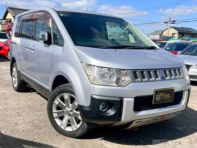 2008 Mitsubishi Delica D5